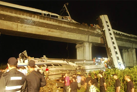 Sudar vlakova u metrou, ozlijeđeno više od 240 osoba