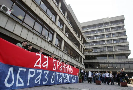 Obraz organizira šetnju za zdravu obitelj