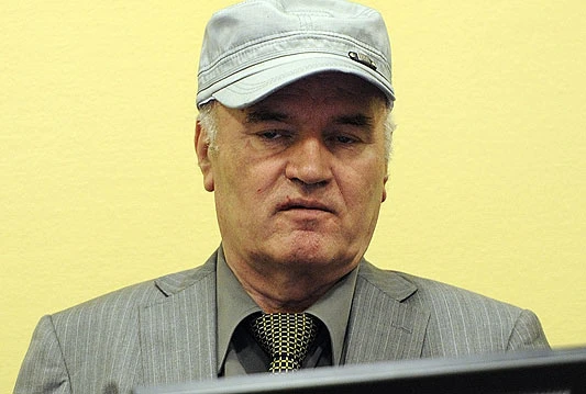 Mladić pod medicinskim tretmanom, ali nije kolabirao i nije oživljavan
