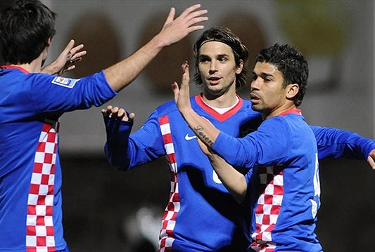 Unatoč pobjedi na Kantridi, Vatreni drugi