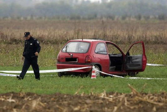Otac i kćerka poginuli od aktiviranja bombe u automobilu tijekom vožnje