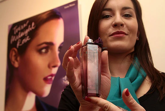 Lancome predstavio strastveni parfem i čarobni korektor kože