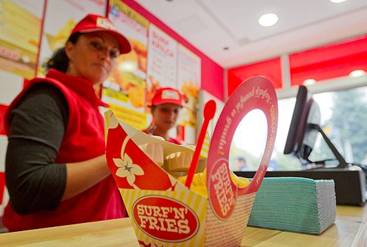U Mostaru otvoren Surf'n'Fries - prvi pomfri bar u gradu