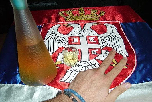 Srbijanskim srednjoškolcima neprijatelji Albanci i Hrvati