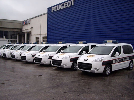 Peugeot isporučio 8 automobila Sudskoj policiji FBiH