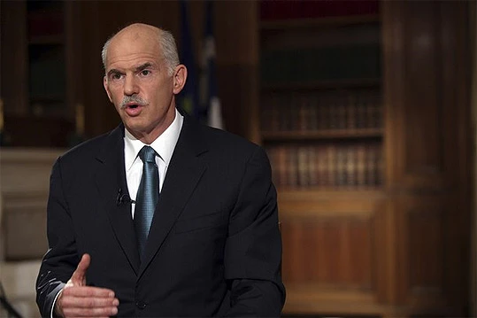 Papandreou šokirao najavom referenduma o paketu ušteda