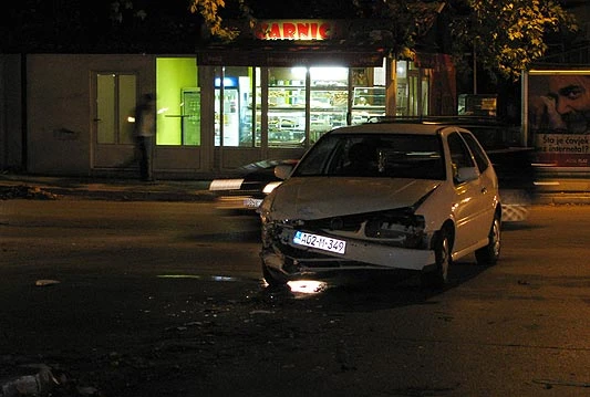 Kod Spajalice se 'kucnuli' Polo i Peugeot, nastala veća materijalna šteta