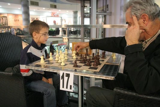 Održan šahovski turnir 'Piramida 2011.'