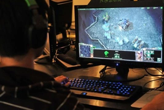 J. Koreja zabranila mlađima od 16 igranje na internetu poslije ponoći