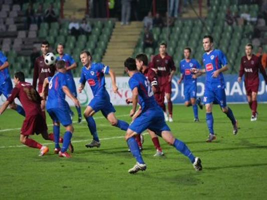 Pomoćni trener Borca pljunuo kapetana Sarajeva!?