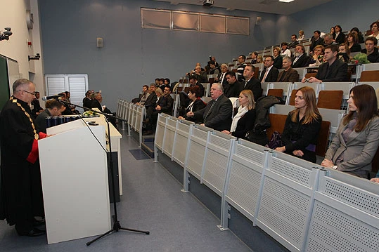 Promoviran 21 doktor znanosti
