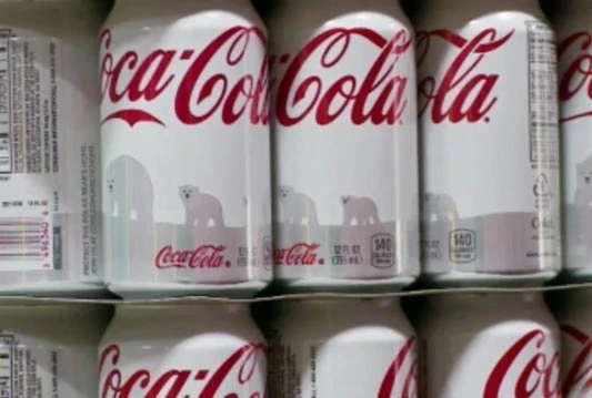 Coca Cola odustala od bijelih limenki