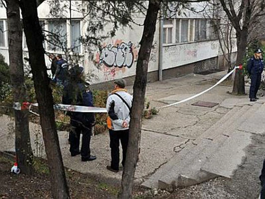 Muž i žena sa djetetom skočili sa 6. kata, dijete preživjelo