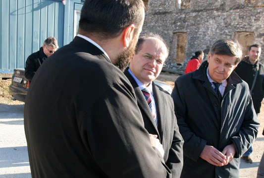 Osmanović uručio 50 tisuća KM za obnovu mostarske Saborne crkve
