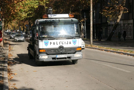 Zbog nepropisnog parkiranja u 10 dana policija uručila 950 prekršajnih naloga