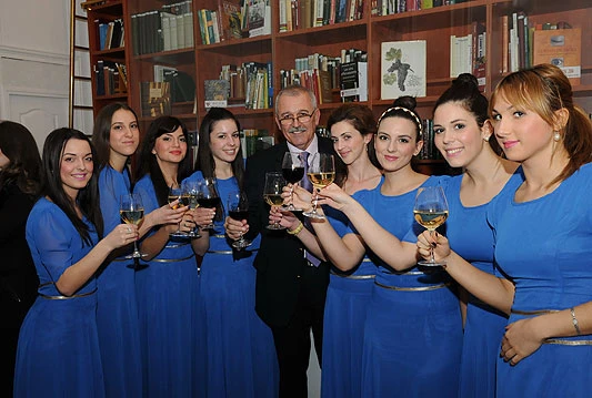 U Parizu predstavljena monografija "Hercegovina zemlja vina"