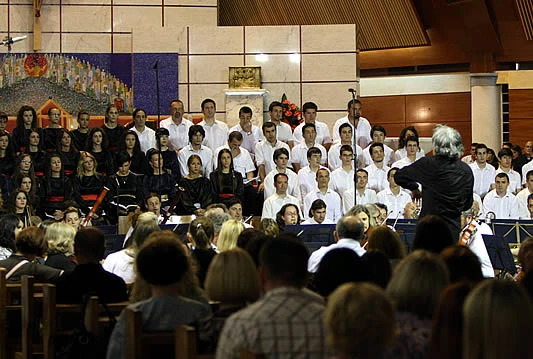Koncert Simfonijskog orkestra, Katedralnoga zbora i gostiju