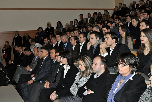 Promovirana 142 diplomanta i 1 magistar znanosti