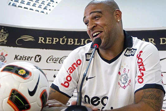 Adriano negira optužbe za ranjavanje djevojke
