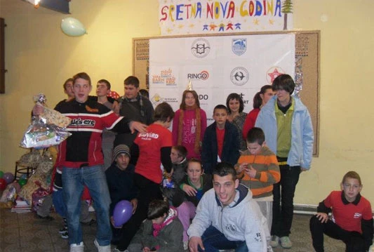 Novogodišnji paketići za djecu u Egipatskom selu