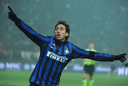 Milito presudio Milanu u gradskom derbiju