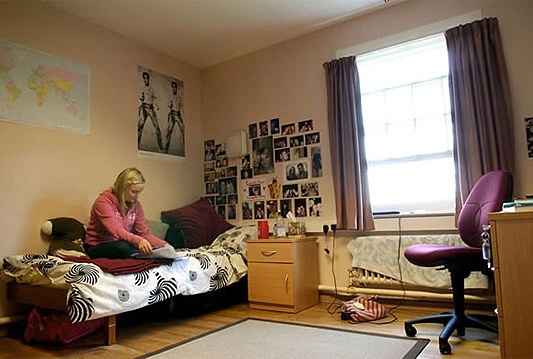 Studentima mjesečno potreban iznos u visini prosječne plaće u FBiH