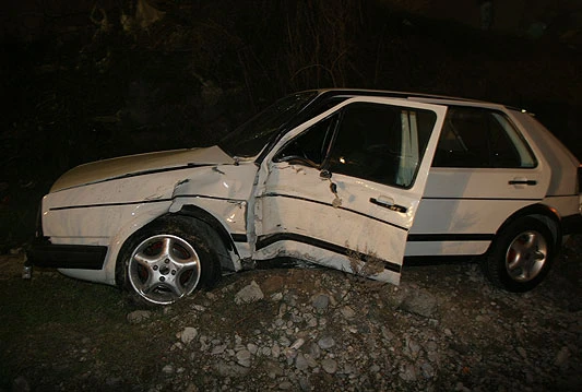 Prometna nesreća na M-17 u naselju Mazoljice, tri osobe ozlijeđene