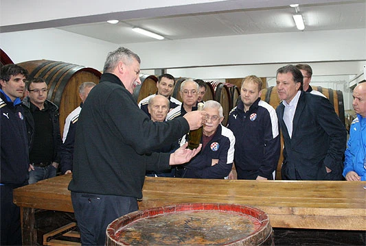 Izaslanstvo Dinama u posjeti Podrumima Andrija
