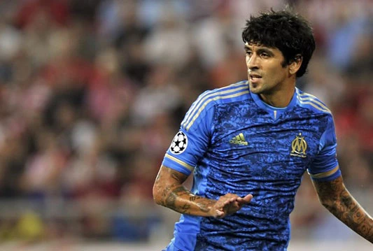 Lucho Gonzalez vraća se u Porto