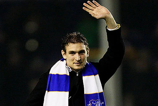 Nikica Jelavić predstavljen na 'Goodison parku'