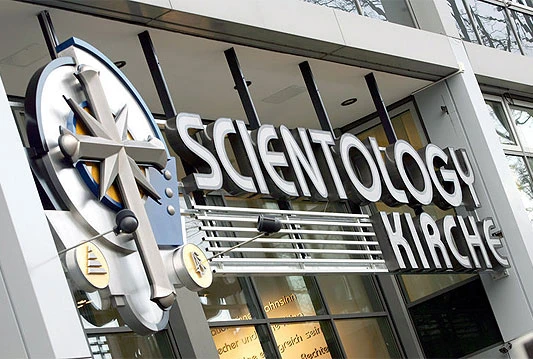 Scijentolozi kažnjeni zbog obmane