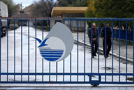 Pod snijegom se urušio krov valjaonice TLM-a