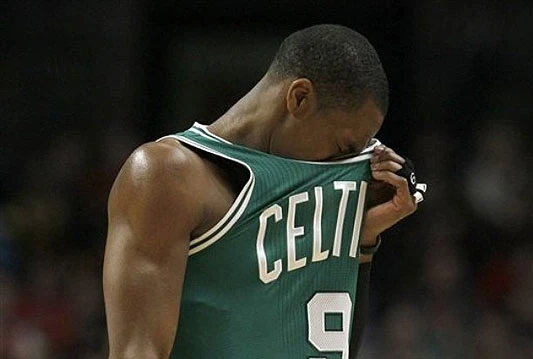 Rajon Rondo kažnjen s dvije utakmice neigranja