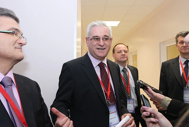 Najava simpozija na temu ''Upalne bolesti crijeva – dijagnostika i liječenje''