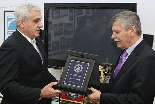 Enver Marić primio priznanje za životno djelo