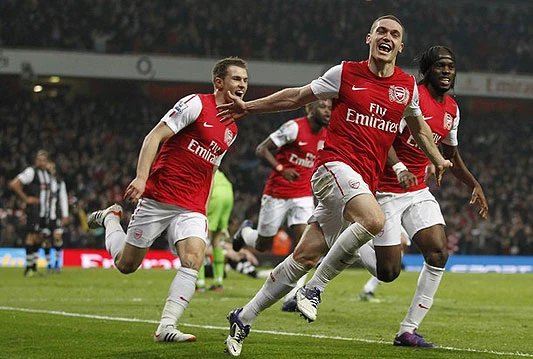 Varmaelen u sudačkoj nadokandi za pobjedu Arsenala protiv Newcastlea