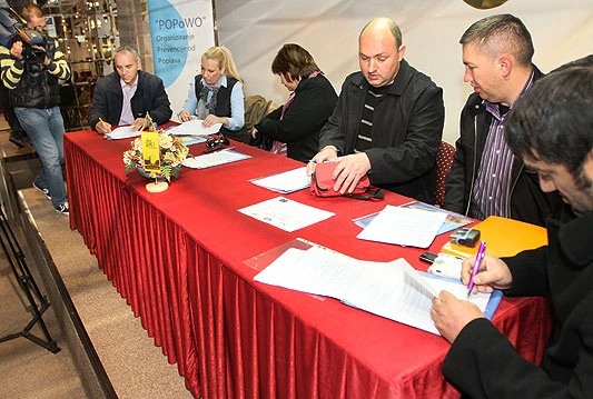 Potpisani ugovori s korisnicima projekta POPoWO