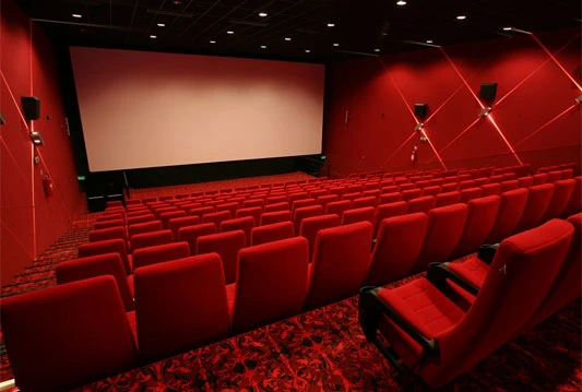 Na 4. katu Mepas Malla nalazi se multiplex kino s 5 dvorana, 3d ekranima s ukupno 699 sjedala