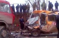23 osobe poginule u sudaru autobusa i kamiona u Kini