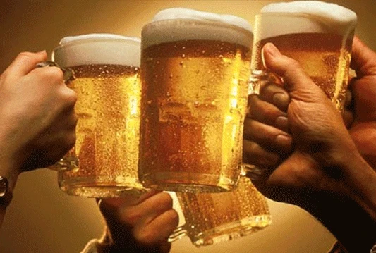 Znanstveno dokazano: Alkohol nas čini pametnijima!