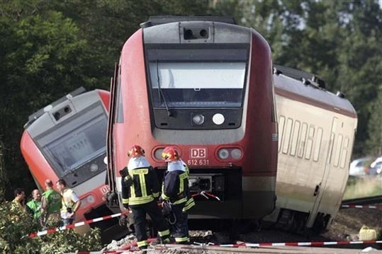 U sudaru vlakova 12 ozlijeđenih osoba