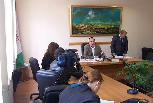 Vlada HNŽ-a uvela 'Dodatni program štednje'