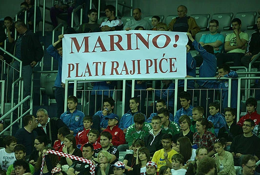 Rukometaši Zagreba reminizrali s Kielom, iz publike 'prozvali' Marića