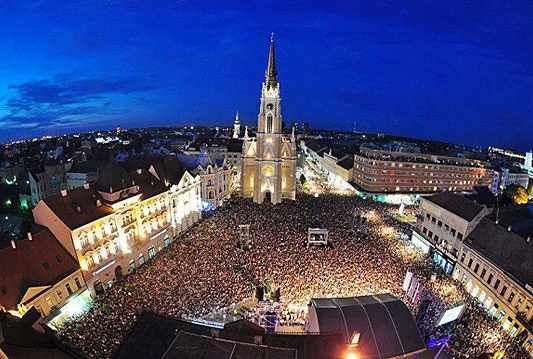 Balaševićev koncert u 'matičnoj luci' oborio rekord: Dobra zabava za sve