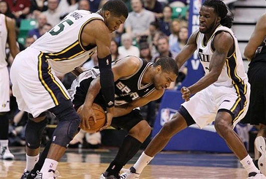 NBA: Spursi lakoćom u polufinale Zapada