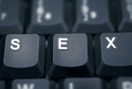 Sve više učenika ovisno o internetskoj pornografiji