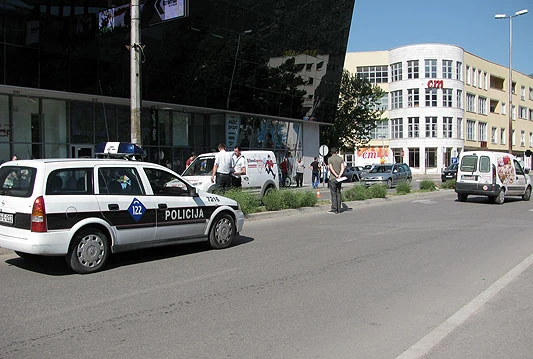 Nesreća u Dubrovačkoj ulici: Pješakinja zadobila teške ozljede, zdravstveno stanje neizvjesno