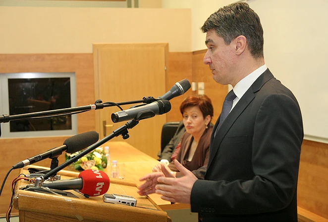 Milanović bi ozakonio istospolne zajednice
