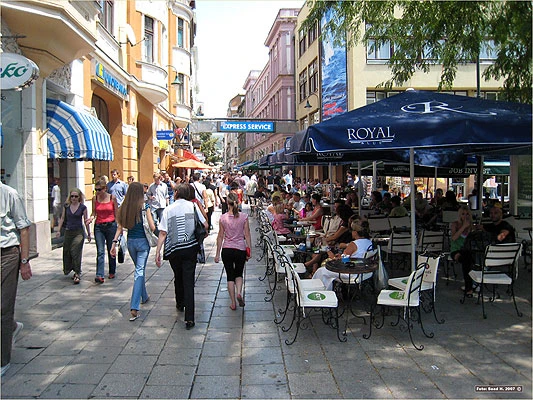Popločavanje sarajevske Ferhadije granitom iz Jablanice