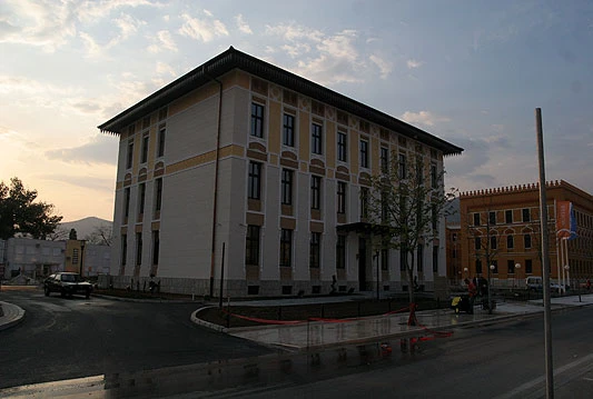 SDP: Prazna vijećnica najskuplji spomenik katastrofalnih odnosa HDZ-a i SDA